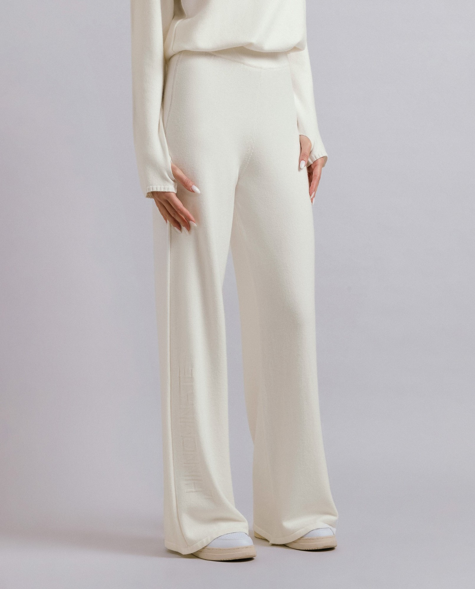 Pantalone A Palazzo In Maglia  • Off White