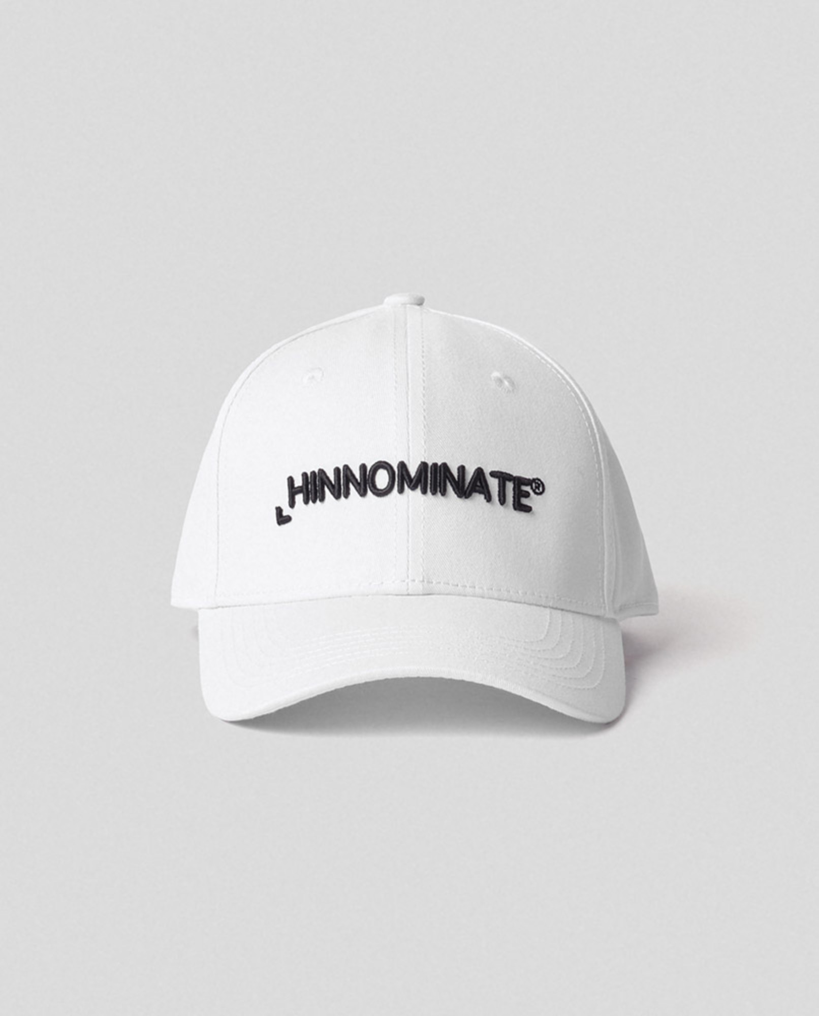 Cappello con visiera con ricamo sul davanti • Bianco