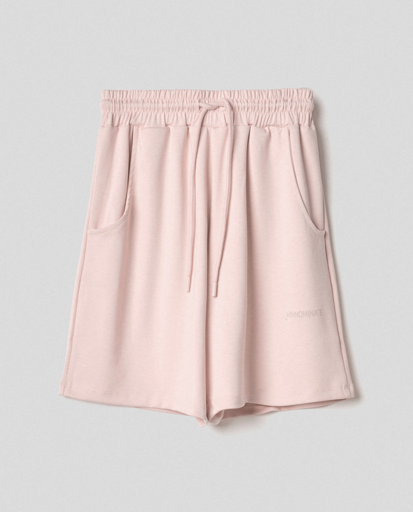 Bermuda in modal  • Cipria