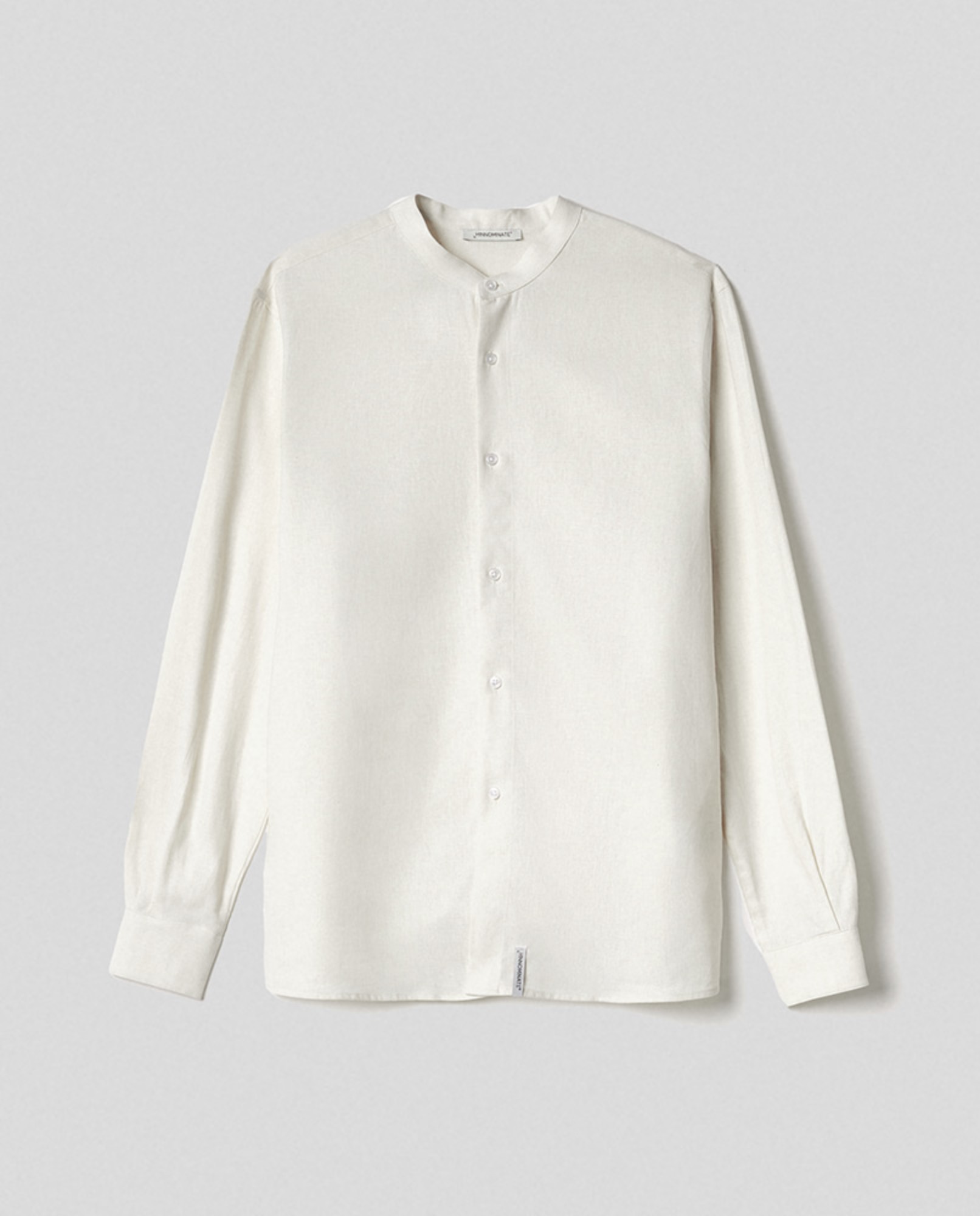Camicia in lino con collo alla coreana • Ecru