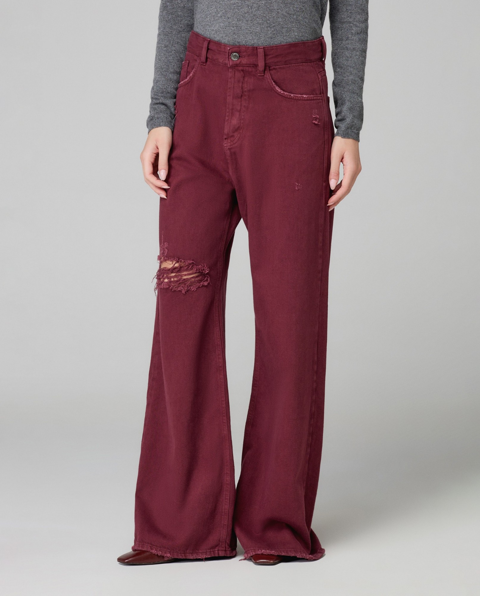 Pantalone In Bull Denim A Palazzo Con Rotture • Bordeaux