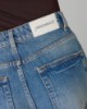Jeans A Vita Media Con Gamba Morbida E Strappi • Blue Denim