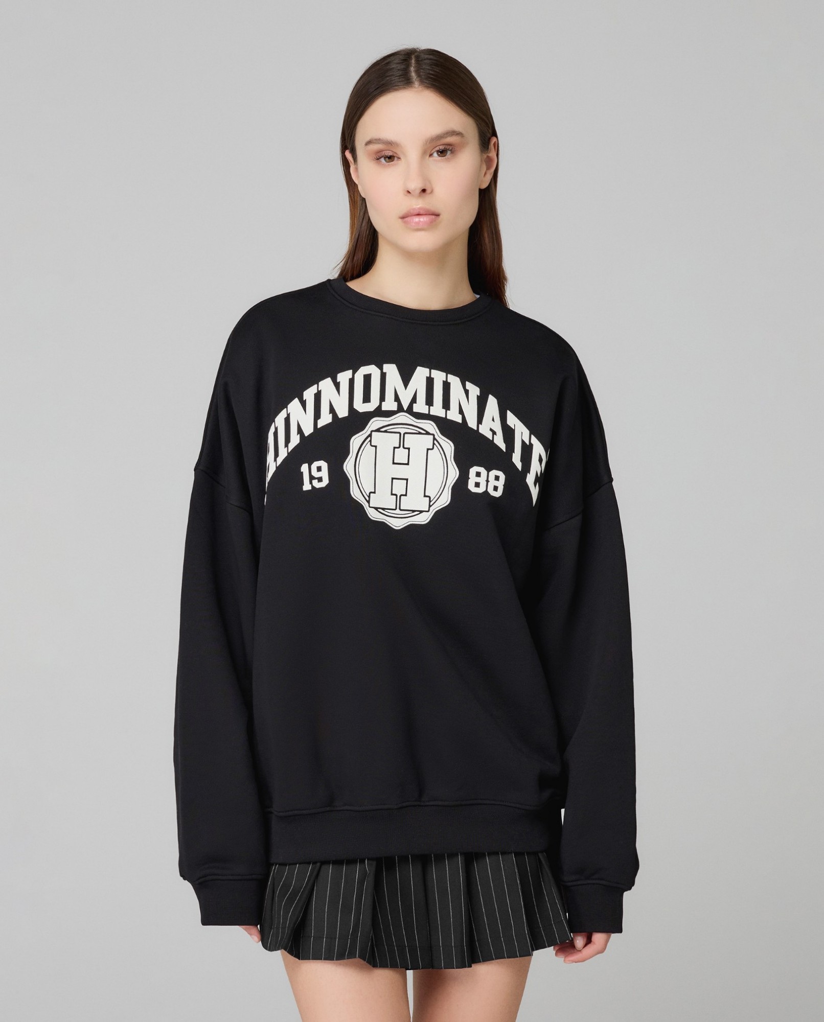 Felpa Paricollo Over College • Nero