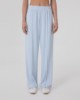 Pantalone In Viscosa Morbido Con Nervature Sul Davanti • Azzurro Pastello
